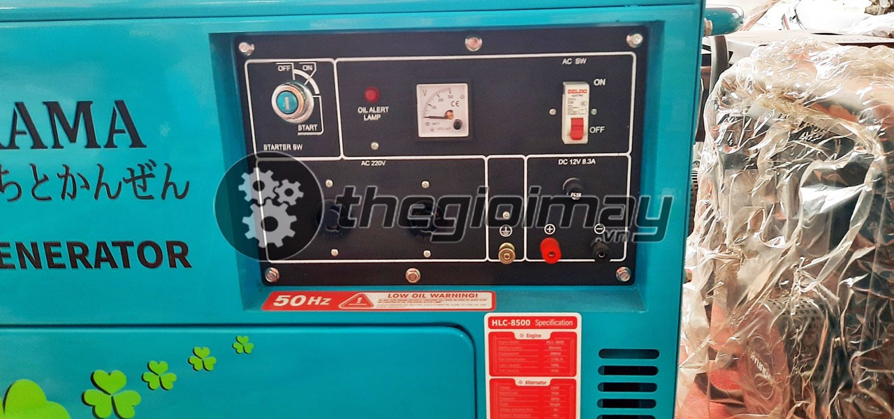 Bảng điều khiển của máy phát điện Tomikama HLC-8500