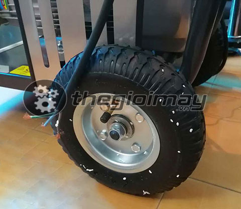 Hệ thống bánh xe của máy rửa xe Promac M26 