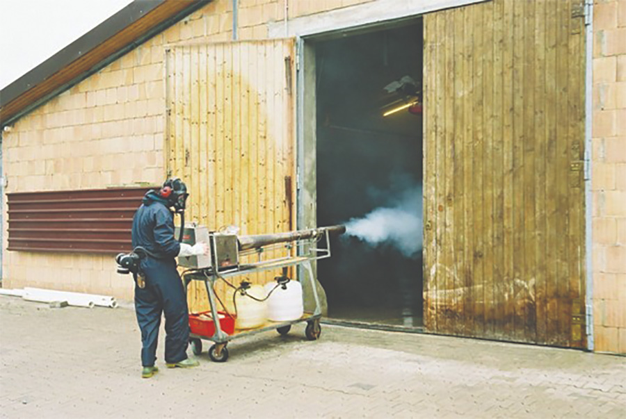 Sử dụng máy phun khói khử trùng là biện pháp hữu hiệu nhất